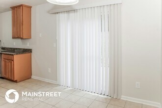 174 Ranier St in Meridianville, AL - Foto de edificio - Building Photo