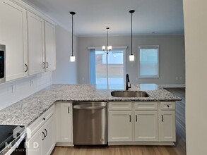 120 Brixham Lp in Troutman, NC - Building Photo - Building Photo