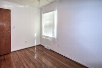 9010 W 101st St photo'