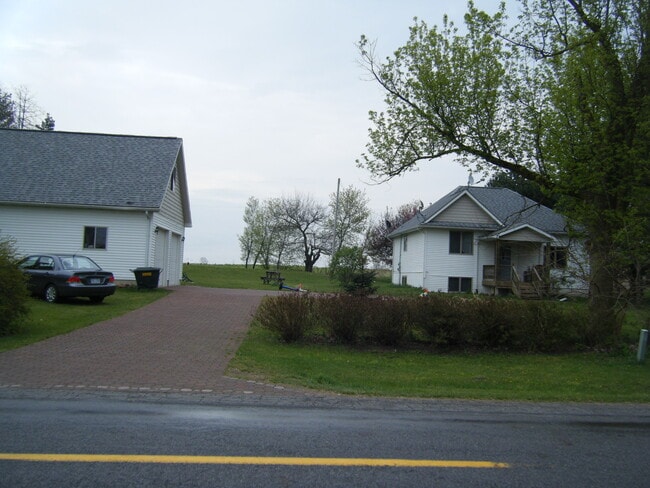 464 Hanna Rd in Mason, MI - Building Photo - Building Photo