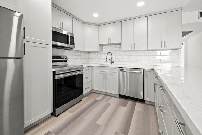 property at 4047 Lincoln A