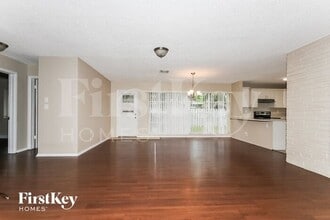 2631 NE 20th Ave in Lighthouse Point, FL - Building Photo - Building Photo