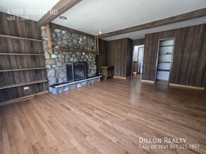 4988 S Rd in Gurnee, IL - Building Photo - Building Photo