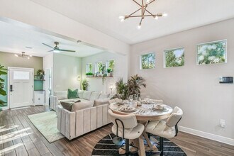 109 W Hollywood St in Tampa, FL - Building Photo - Building Photo