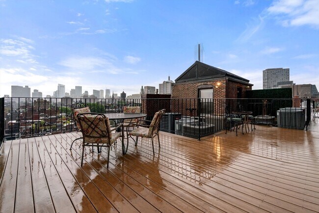 347 Marlborough St, Unit 2