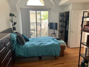 26 Thorndike St, Unit 3 in Somerville, MA - Building Photo - Building Photo