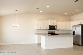 1654 Middlebury Drive in Melbourne, FL - Foto de edificio - Building Photo