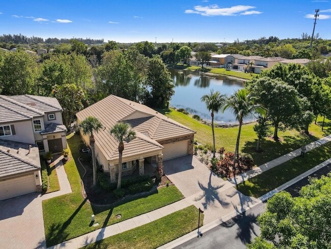 property at 5822 Saddle Trail Ln