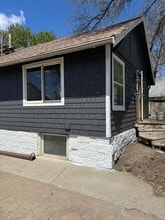 215 S Garfield Ave in Sioux Falls, SD - Building Photo - Building Photo