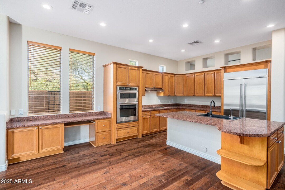 20526 N 94th Pl in Scottsdale, AZ - Building Photo