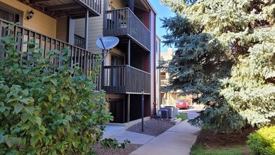 10890 W Evans Ave, Unit 2E in Lakewood, CO - Building Photo - Building Photo
