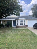1607 Timberline Dr in Fayetteville, AR - Building Photo