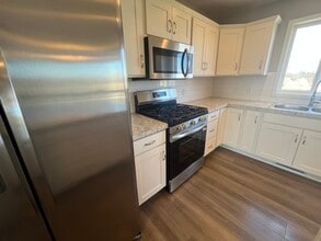 3865 Elm Ridge Dr in Holland, MI - Foto de edificio - Building Photo