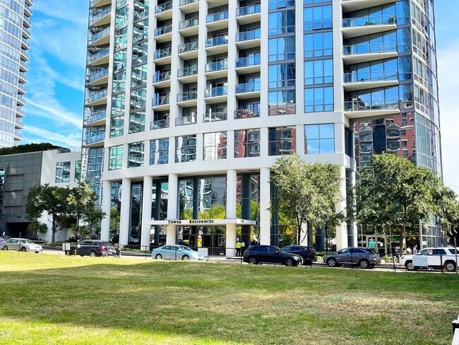 1235 S Prairie Ave in Chicago, IL - Building Photo - Building Photo
