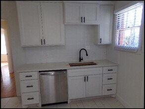 2320 S Louisiana St in Little Rock, AR - Building Photo - Building Photo