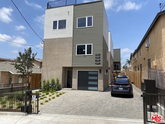 property at 2199 W Court St