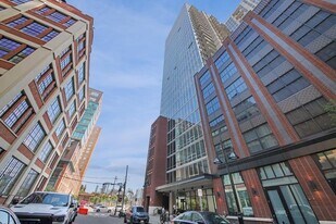 325 15th St in Jersey City, NJ - Building Photo