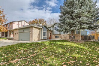 284 Dover Ct in Broomfield, CO - Building Photo - Building Photo