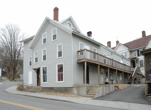 2-4 Bennitt St in New Milford, CT - Foto de edificio - Building Photo