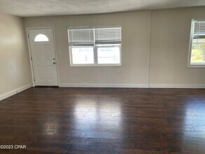 904 Forestdale Ave in Panama City, FL - Building Photo - Building Photo