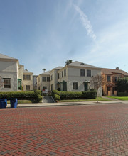 1400-1410 L Ron Hubbard Way in Los Angeles, CA - Building Photo - Building Photo