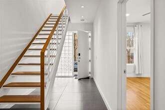 3344 Miro Pl in Dallas, TX - Building Photo - Building Photo