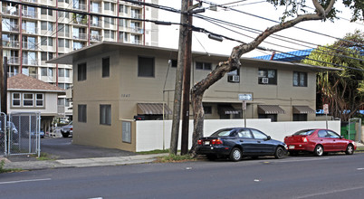 1547 Pensacola St in Honolulu, HI - Building Photo - Building Photo