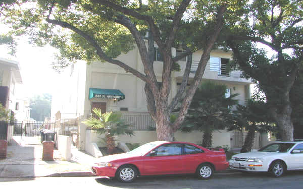 832 N Hayworth Ave in Los Angeles, CA - Building Photo - Building Photo