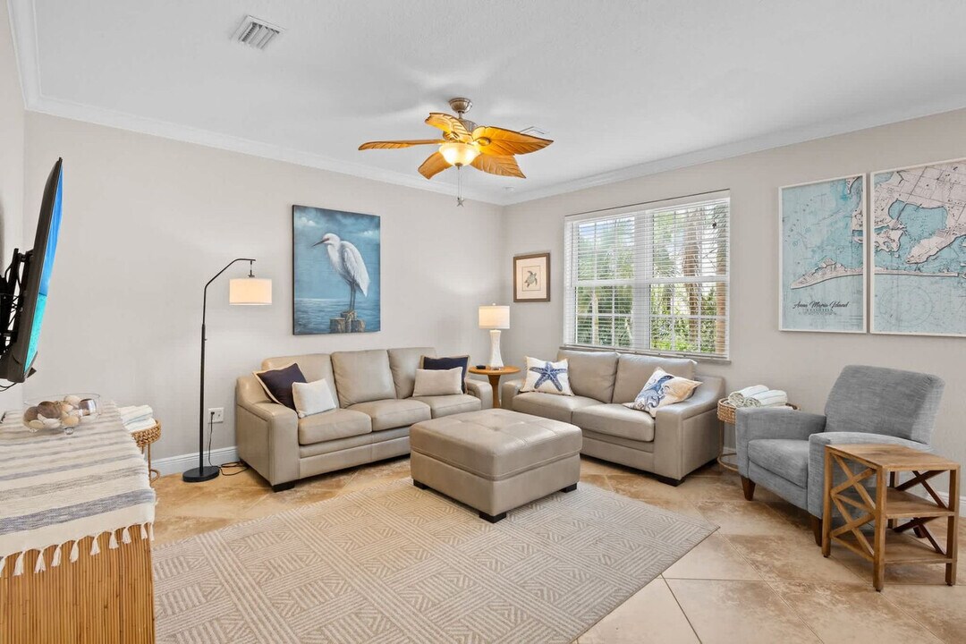 145 50th St, Unit SI ID1504767P in Holmes Beach, FL - Building Photo