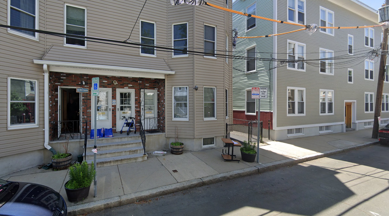 25 Portsmouth St, Unit 2 in Cambridge, MA - Building Photo