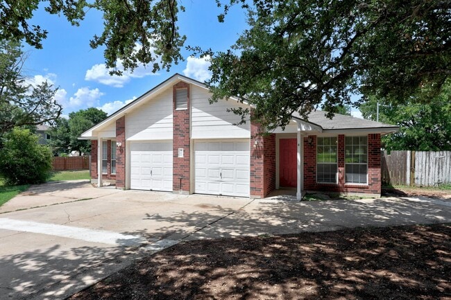 502 Rockmoor Dr, Unit B