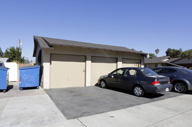 123 Winston Rd in Anaheim, CA - Building Photo - Building Photo