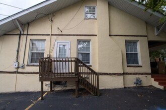 1105 Hamilton Way in Columbia, MO - Foto de edificio - Building Photo