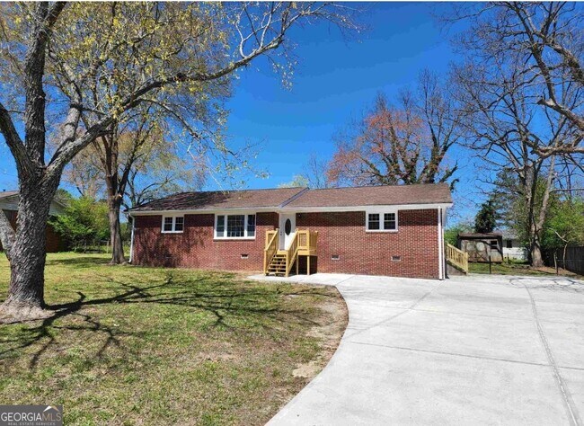 2602 Lake Harbin Rd in Morrow, GA - Building Photo - Building Photo