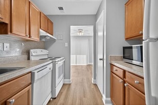 Brooklawn Apartments in Frederick, MD - Building Photo