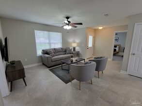 5505 Berryhill Rd in Milton, FL - Building Photo - Building Photo