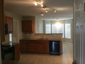 5622 Falls Ridge Ln in Charlotte, NC - Building Photo - Building Photo
