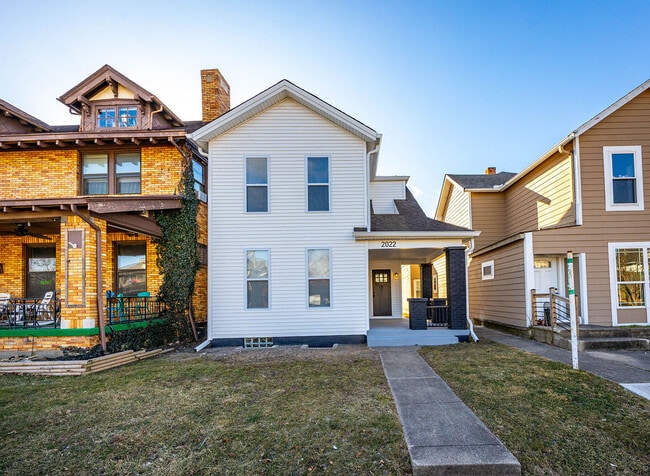 2022 Central Ave in Middletown, OH - Foto de edificio - Building Photo