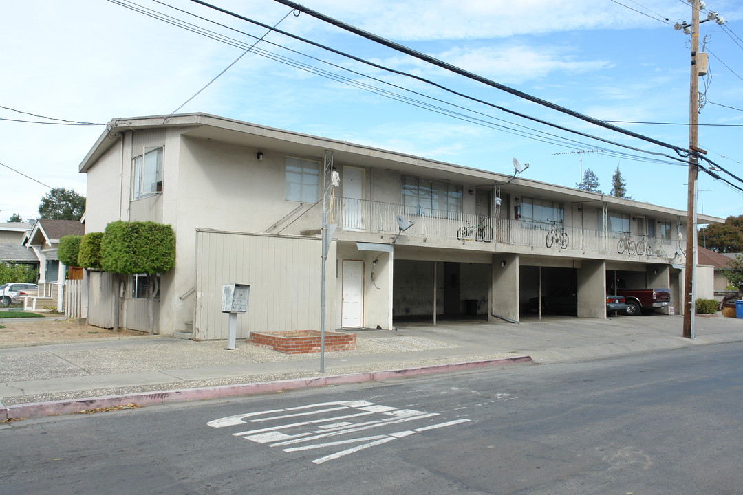 380 S Willard Ave in San Jose, CA - Building Photo