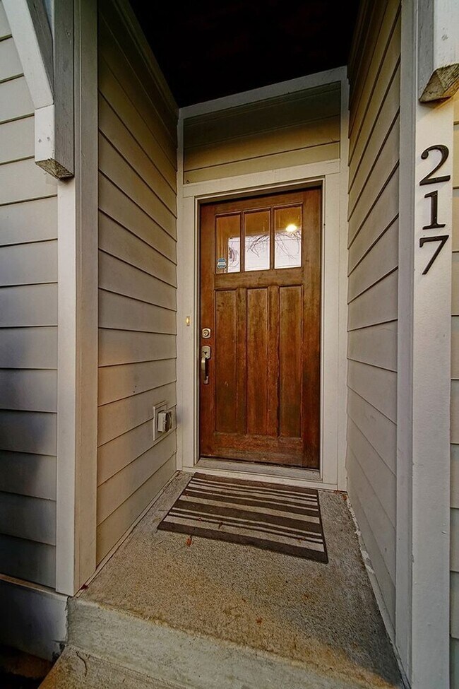 217 N 9th St in Nashville, TN - Building Photo - Building Photo