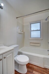 2418 Nebraska Ave photo'