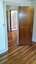1973 W 44th St, Unit Second Floor in Cleveland, OH - Building Photo - Building Photo