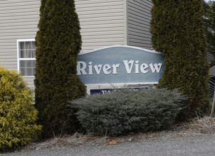 Riverview in Asheville, NC - Foto de edificio - Building Photo