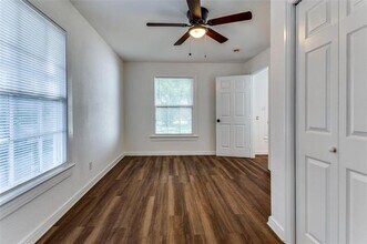 4104 Valentine St in Fort Worth, TX - Building Photo - Building Photo