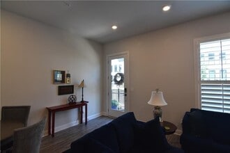 137 Pearl St, Unit #1 in Woodstock, GA - Building Photo - Building Photo