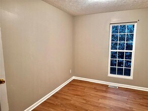 3164 Kingswood Glen in Decatur, GA - Building Photo - Building Photo