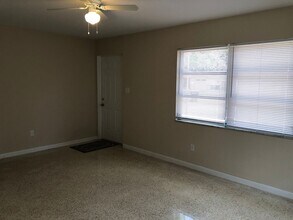 2946 26th Ave N in St. Petersburg, FL - Building Photo - Building Photo