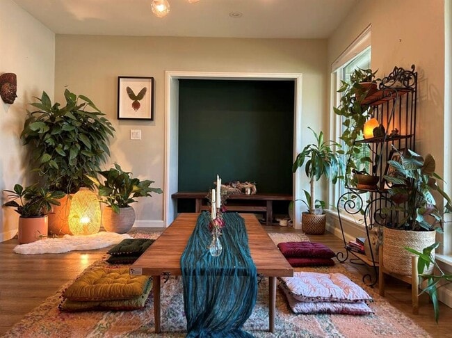 1801 Barton Hills Dr in Austin, TX - Building Photo - Building Photo