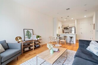 235 Pavonia Ave in Jersey City, NJ - Building Photo - Building Photo
