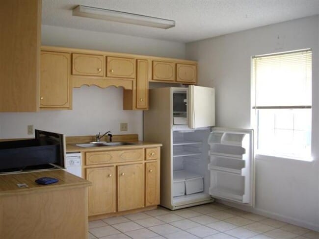 803 Amy Ct in Hinesville, GA - Building Photo - Building Photo